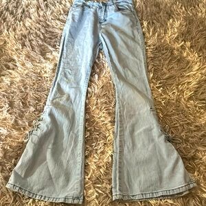 Cute Flare/Bellbottom Jeans